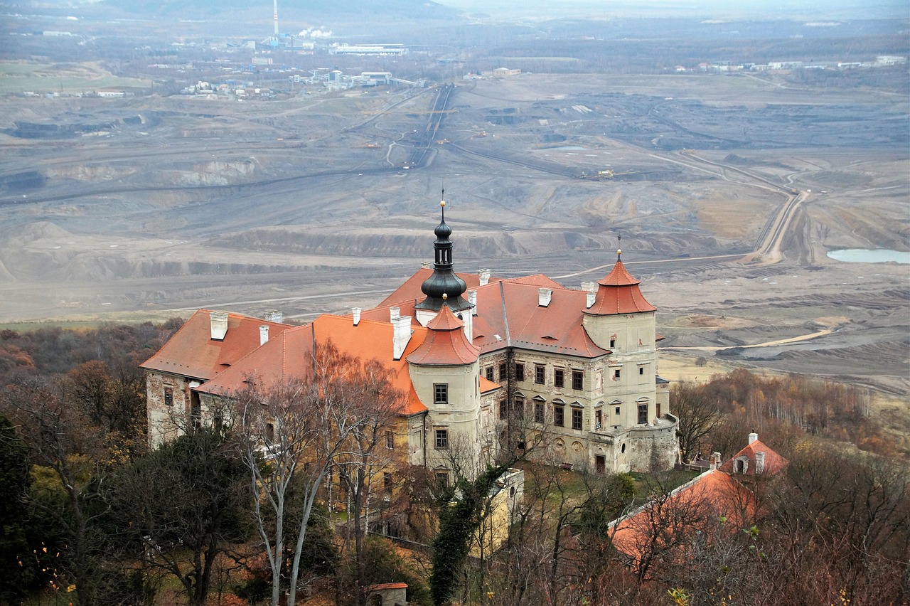 castle, jezeří, country, historical, building, lignite, mine, surface, extraction, coal, brown, panorama, the opposite, contrast, industry, pan, mining, czech, highlands, ecology, vital, environment, autumn, a lunar landscape