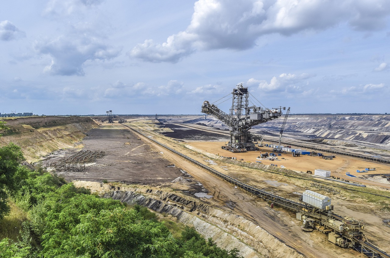 landscape, open pit mining, mining, minecraft, pit, mineral, industry, environment, production, rock, nature, brown coal, raw material, degradation, overburden, tracked vehicle, gigantic, coal mining, garzweiler, paddle wheel, bucket wheel excavators, technology, money, industrial plant, brown coal mining, mining, mining, mining, mining, mining, minecraft, minecraft, minecraft, minecraft, minecraft