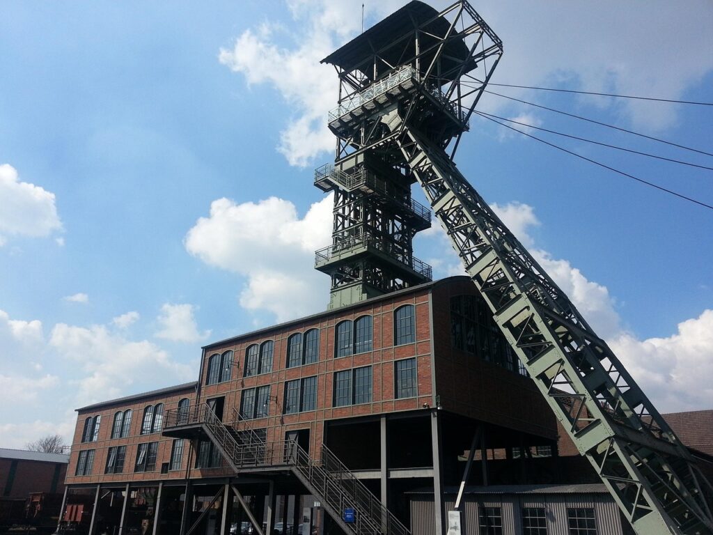 headframe, bill, zollern colliery, dortmund, mining, ruhr area, mine, industry, money, hard coal, dortmund, dortmund, dortmund, dortmund, mining, mining, mining, mining, mining