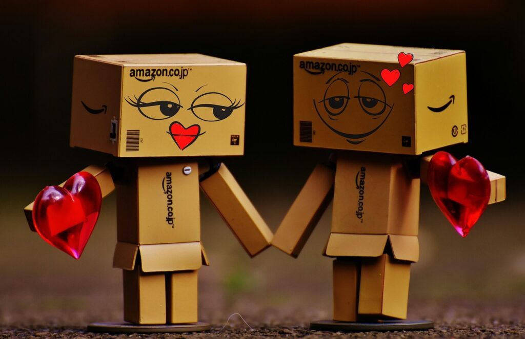 danbo, figure, together, hand in hand, love, in love, togetherness, as a couple, fun, characters, friendship, valentine's day, connectedness, cute
